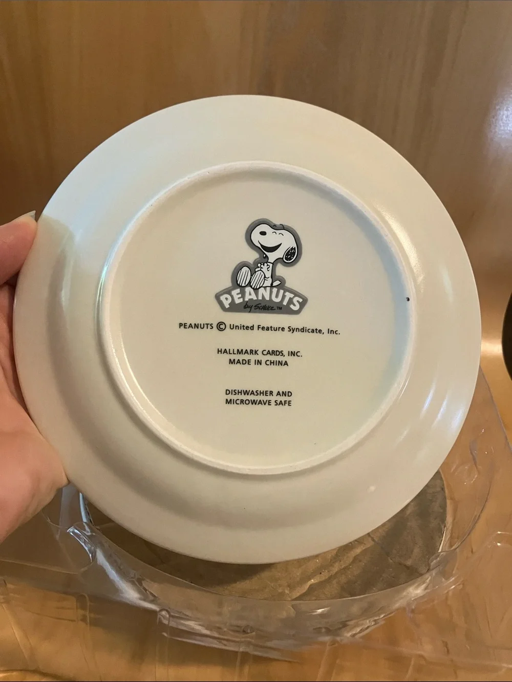 Hallmark Peanuts Porcelain Dessert Plate Set - 4 Winter Scenes